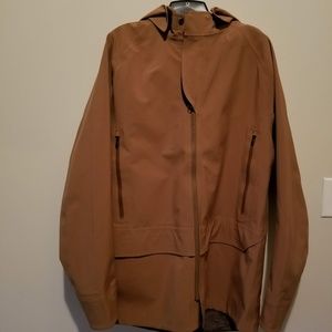 Lululemon Men's Brown Lined Rain Jacket Size Large